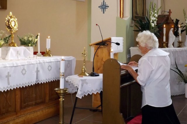 Szentségimádás 2015